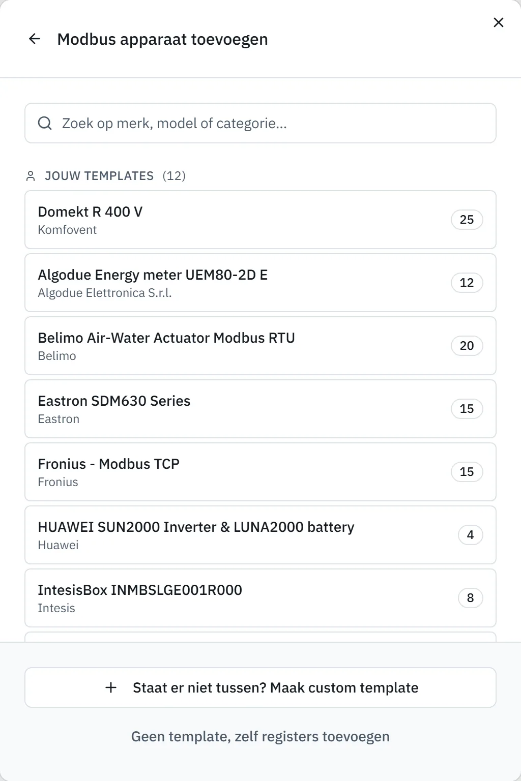 Bibliotheek bij het toevoegen van een Modbus-apparaat, met onderaan de knoppen voor een eigen template en zonder template